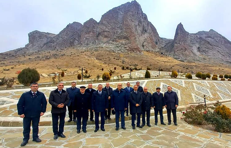 Naxçıvan Bölməsinin kollektivi <q>Əlincəqala</q> Tarix-Mədəniyyət Muzey Kompleksi və Gülüstan türbəsini ziyarət edib